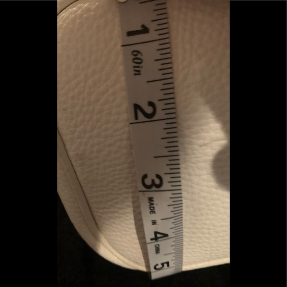 New Designer Steve Madden White Cream Pebbled Leather bag w/gold tone ha… - Picture 15 of 15